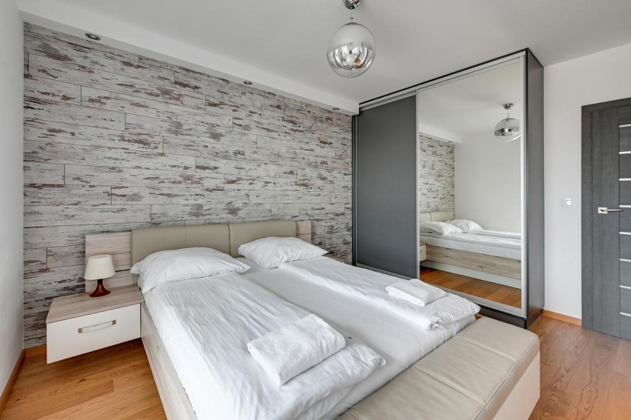Grand Apartments - Luxury Apartment On The 11Th Floor With A View Of The Old Town グダニスク エクステリア 写真